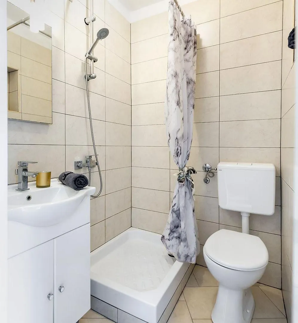 Apartment Beschauliches Studio-Apartment Mit Mediterranem Garten - 10 Minuten Zum Strand Rovinj Croatia