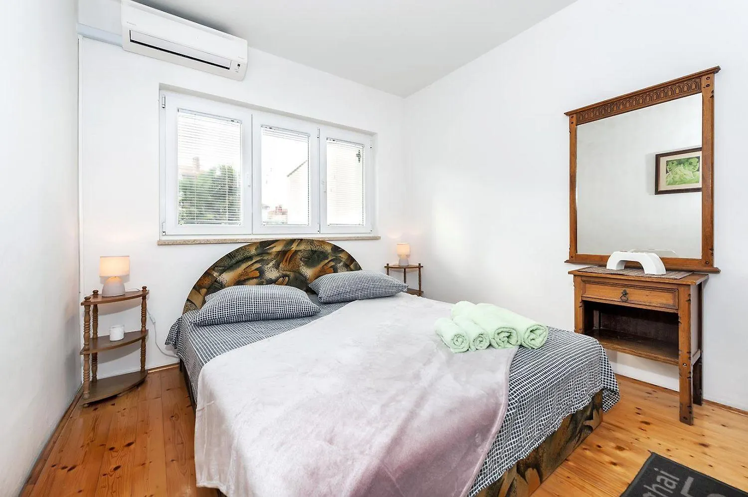 Beschauliches Studio-Apartment Mit Mediterranem Garten - 10 Minuten Zum Strand Rovinj Apartment