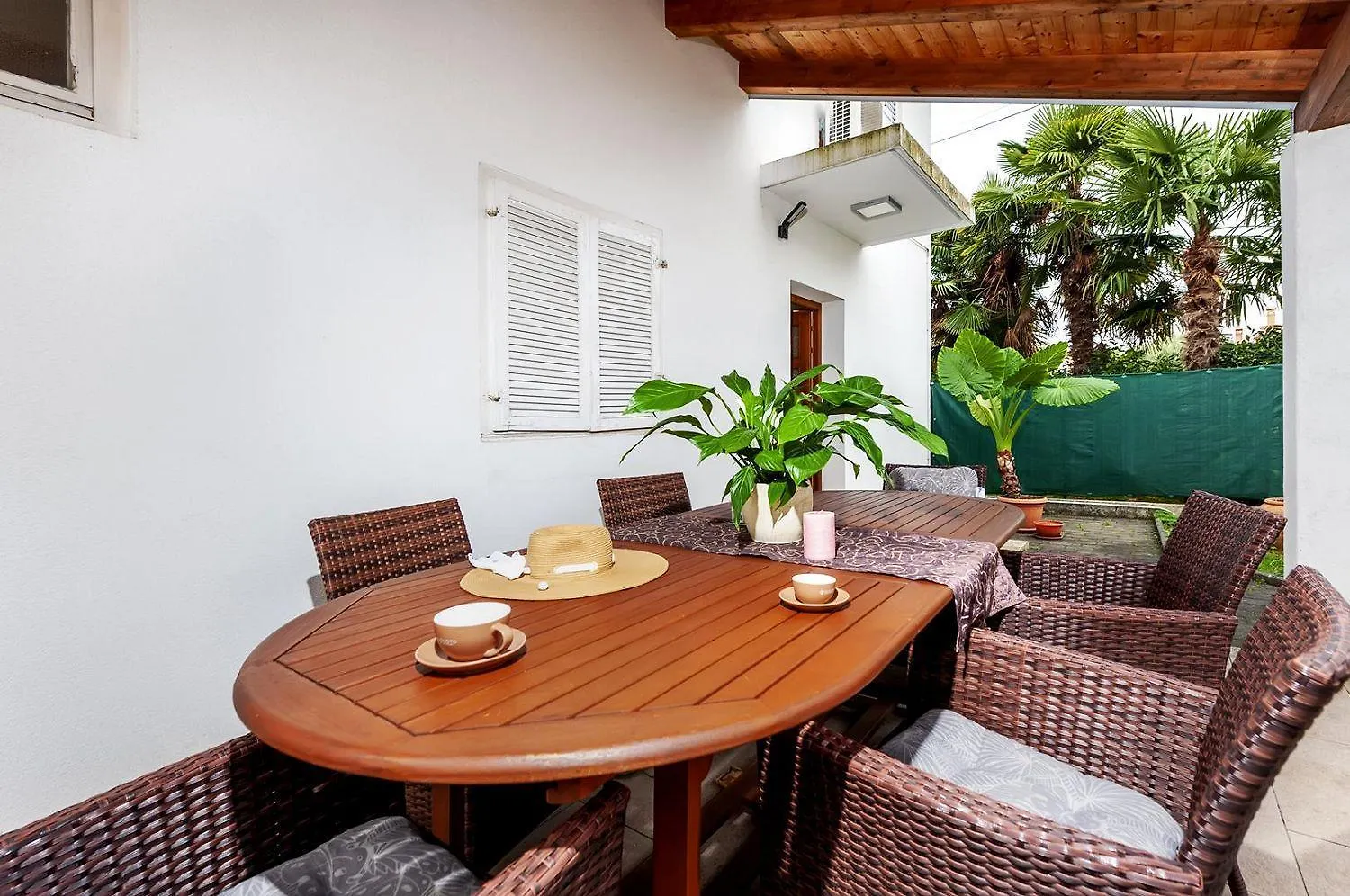 Beschauliches Studio-Apartment Mit Mediterranem Garten - 10 Minuten Zum Strand Rovinj